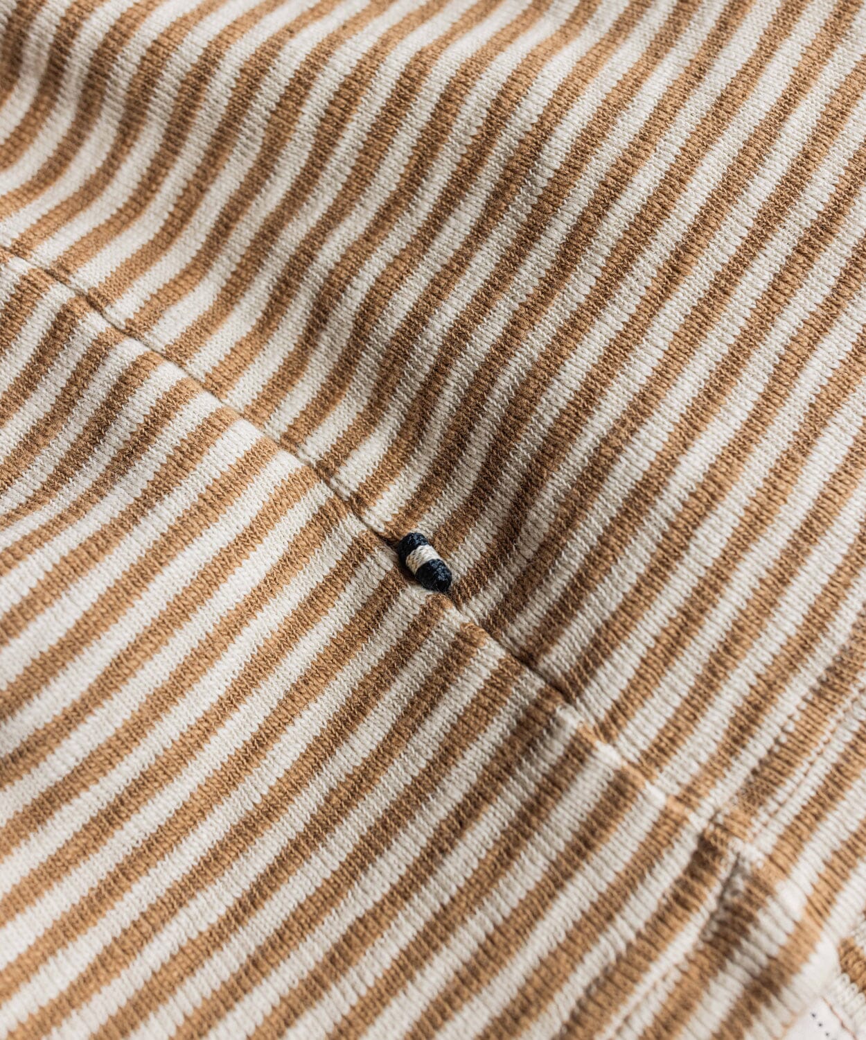 Stripe turtleneck color Khaki - OOBE BRAND
