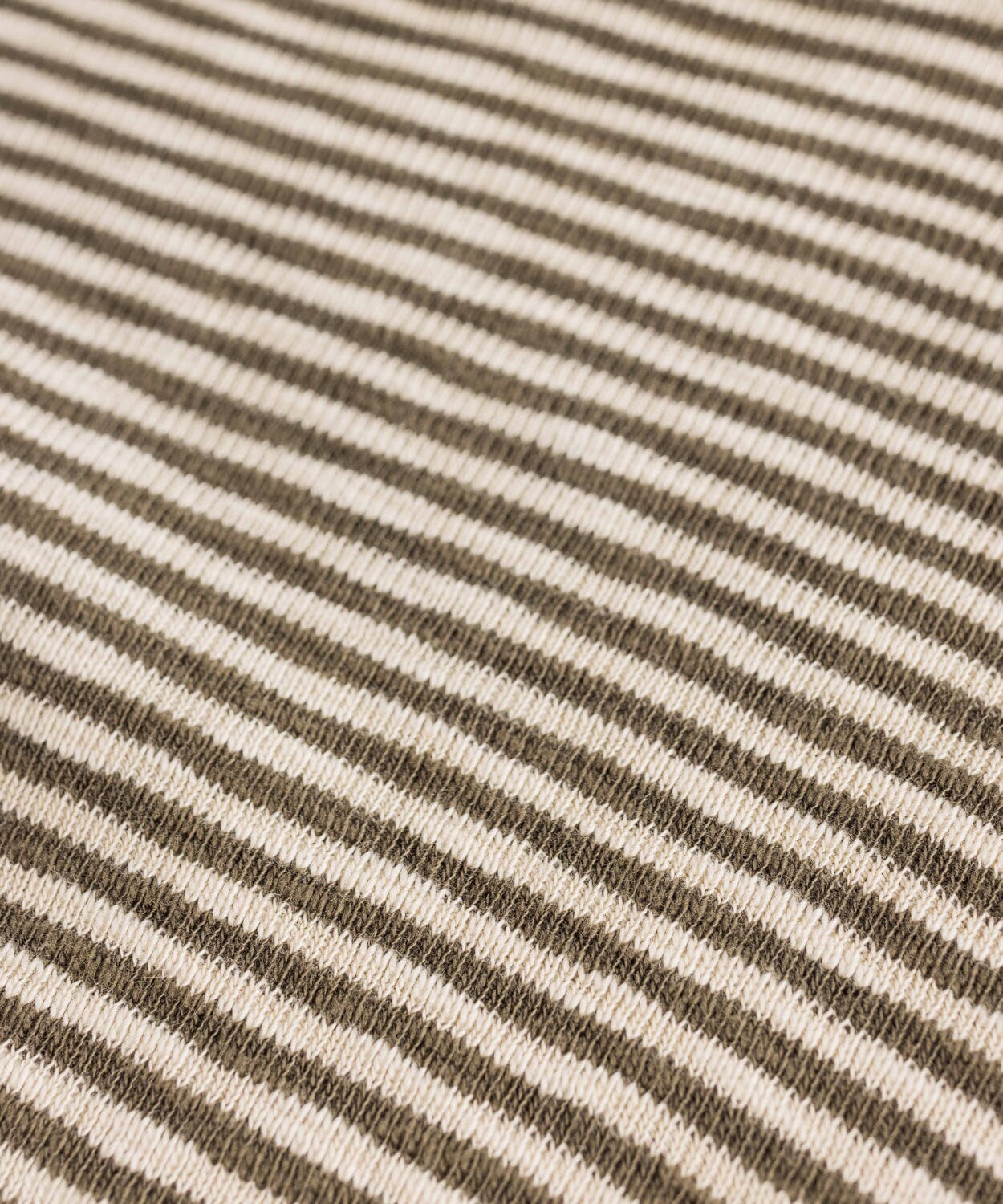 Stripe turtleneck color mosswood - OOBE BRAND