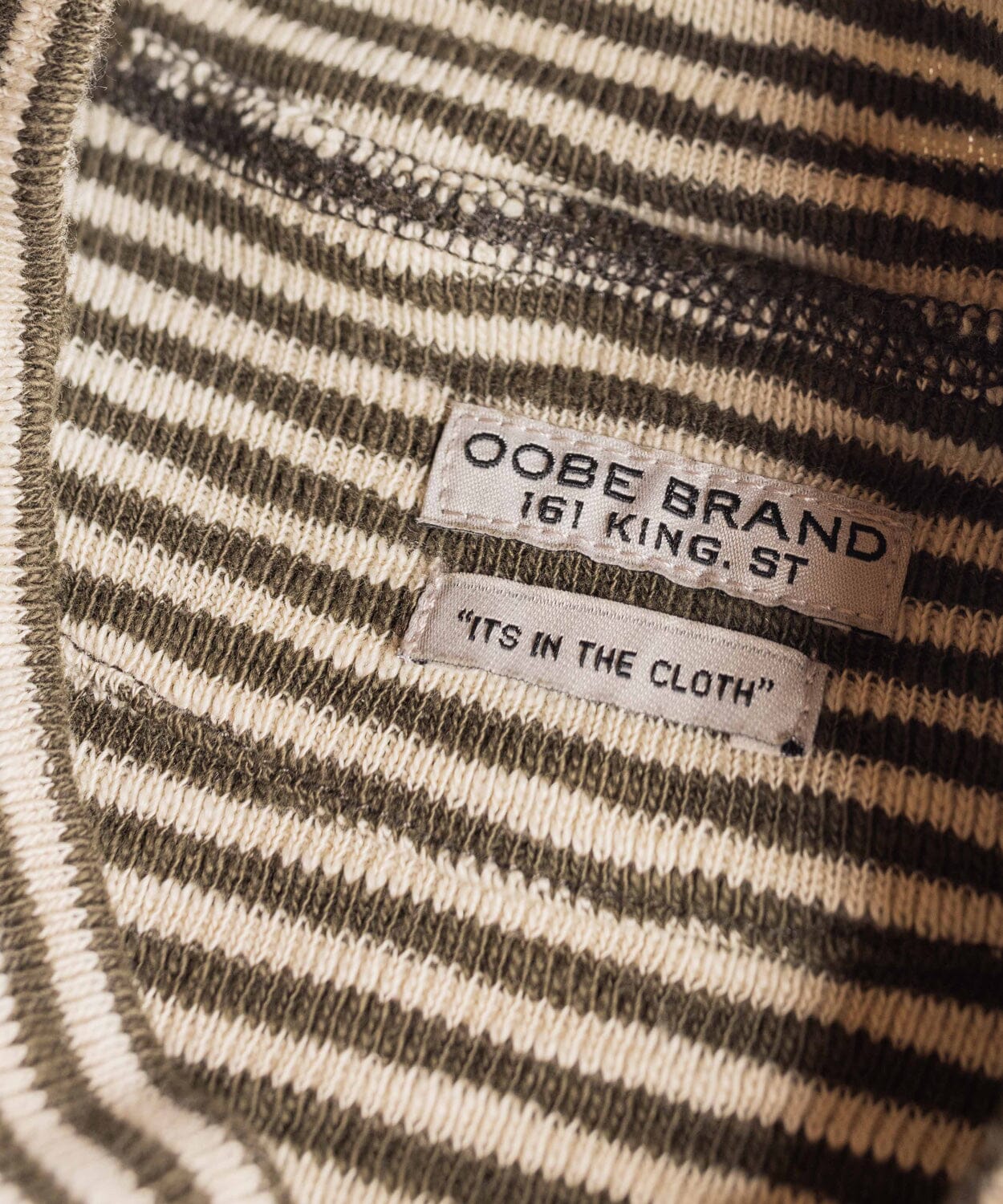 Stripe turtleneck color mosswood - OOBE BRAND
