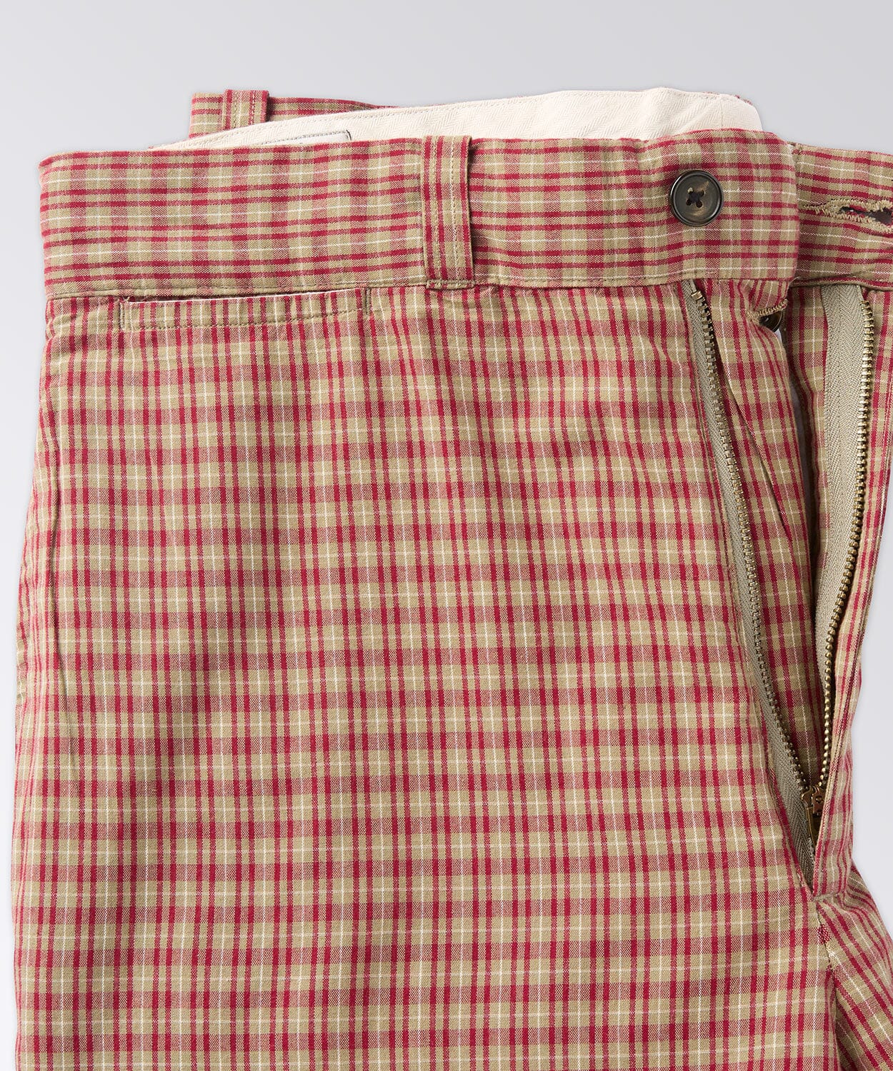 side of mens plaid shorts