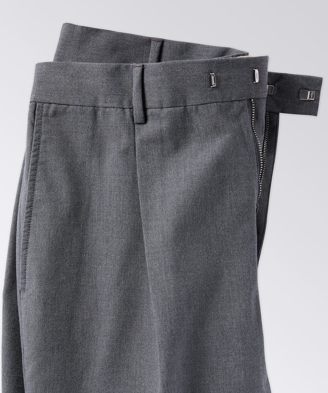 Close Up of Front Pockets and Single Pleat