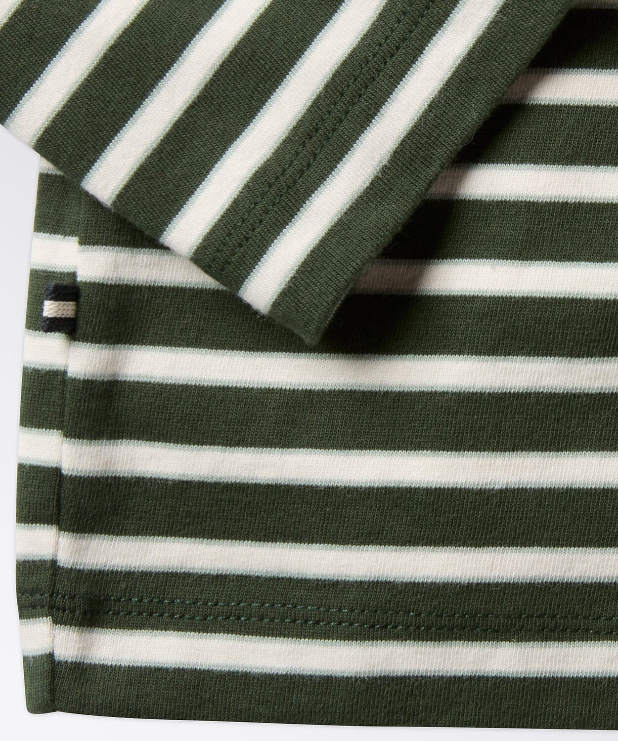 detail of a mens striped tee
