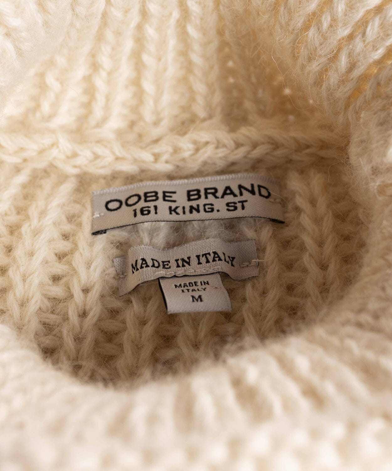 Mock Neck Sweater color Natural - OOBE BRAND