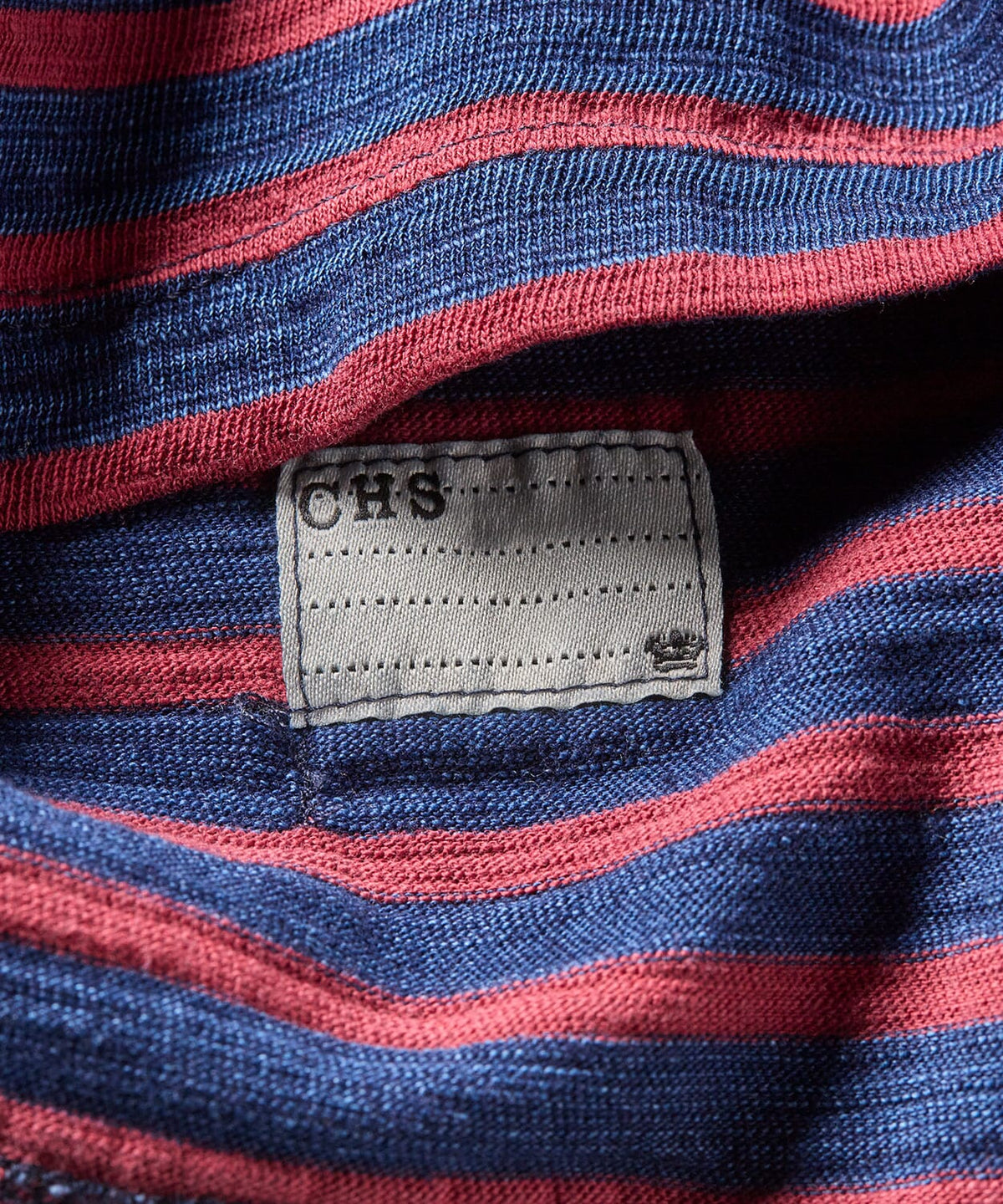 detail of a mens striped tee